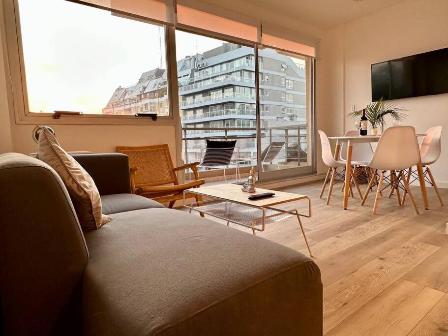 Moderno Departamento Con Balcon * Ciudad Autónoma de Buenos Aires