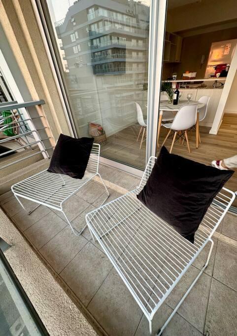 Moderno Departamento Con Balcon Apartamento