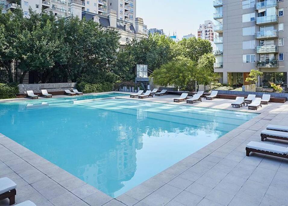 Apartment Luminoso Piso 34 En Nunez *