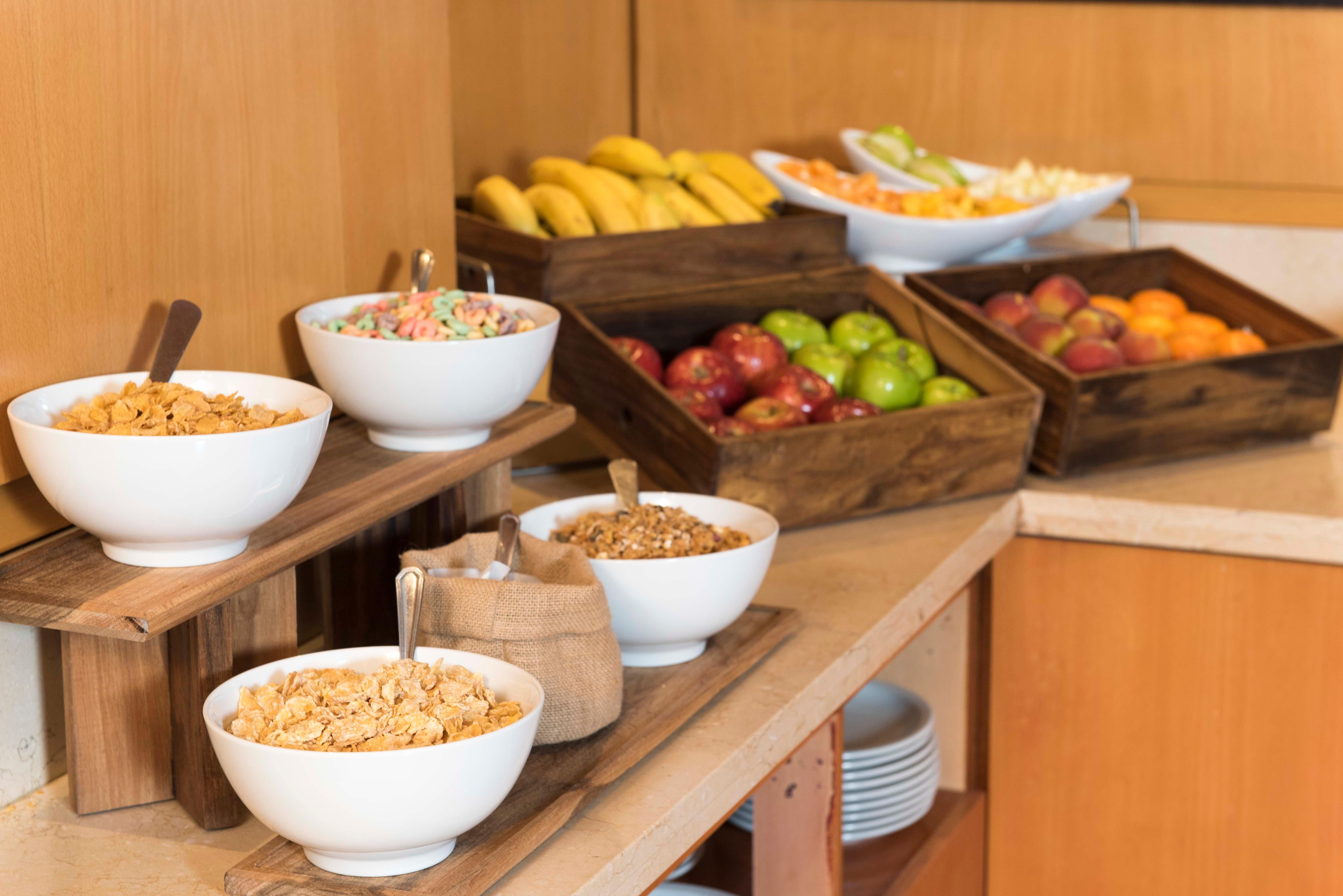 Express Puerto Madero By Ihg Hotel