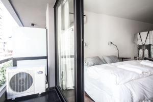 Iq Apartment