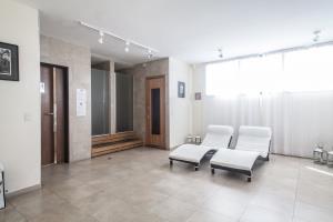 Apartment Iq *