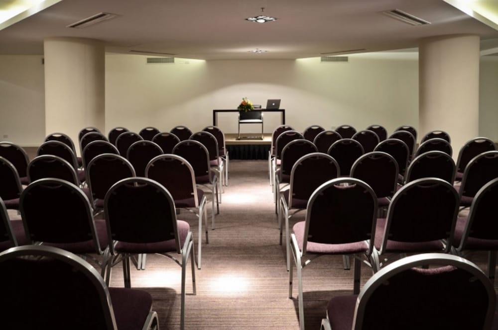 Grand Brizo Hotel