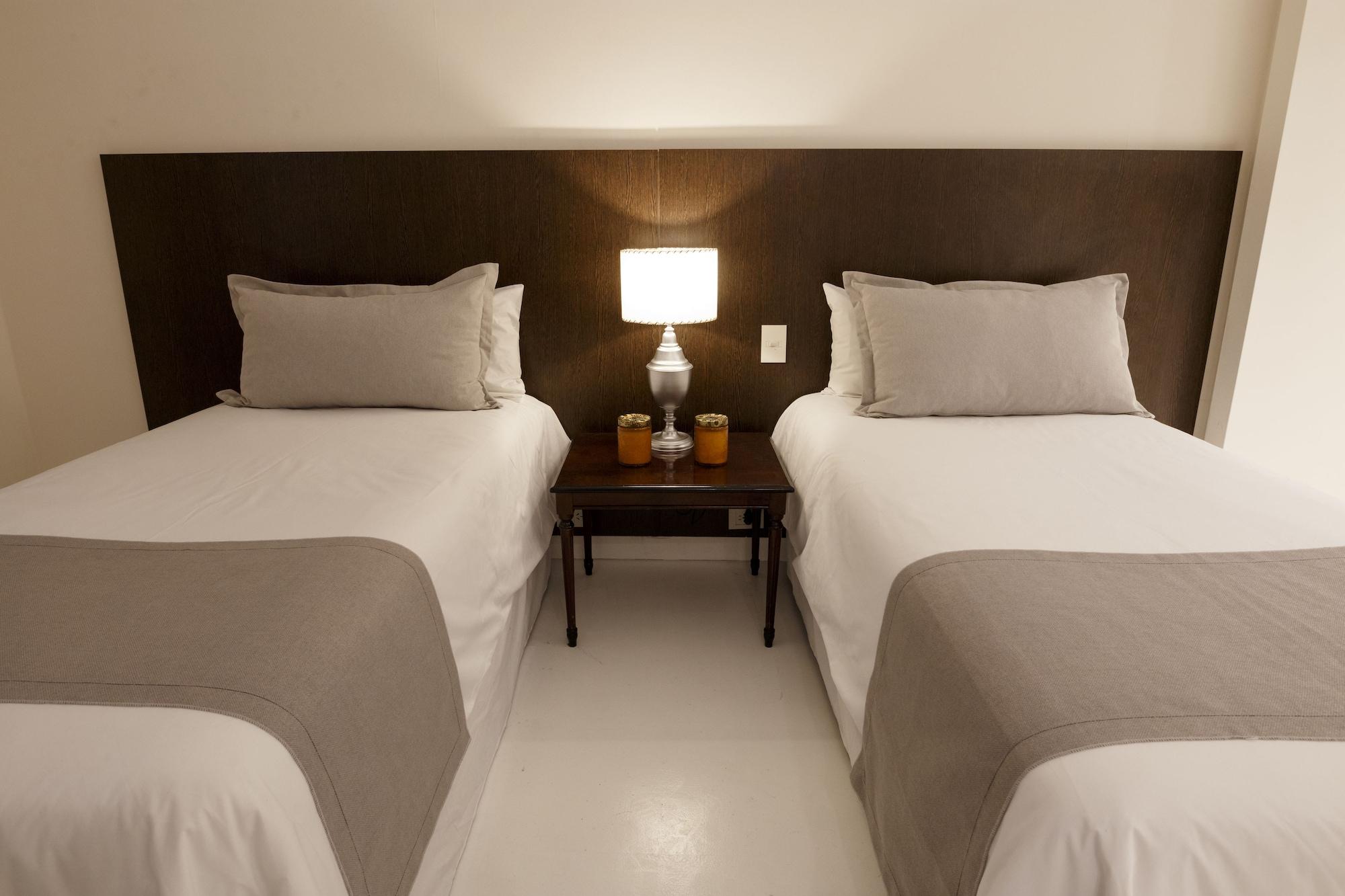 1253 Recoleta Small 4*