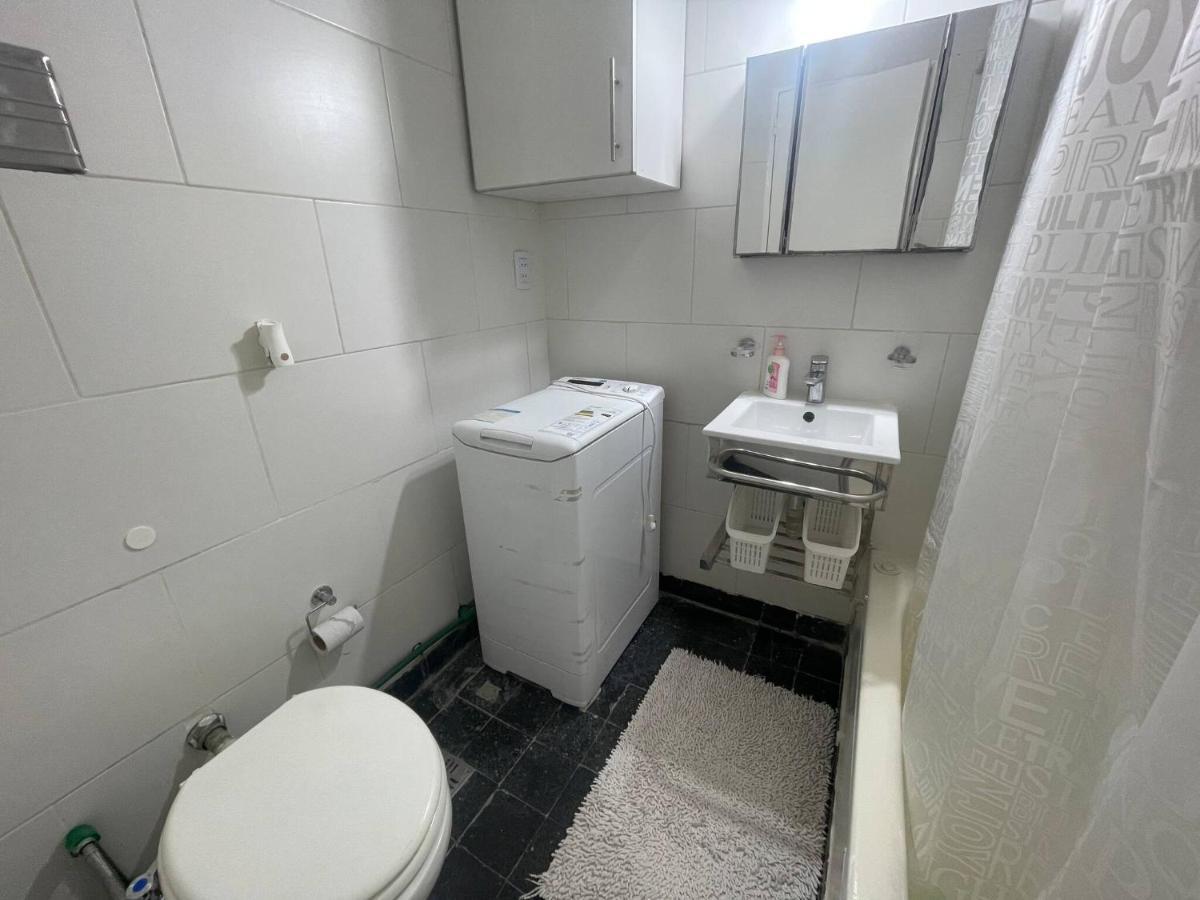 Pleasant Studio In Barrio Norte Apartment Buenos Aires