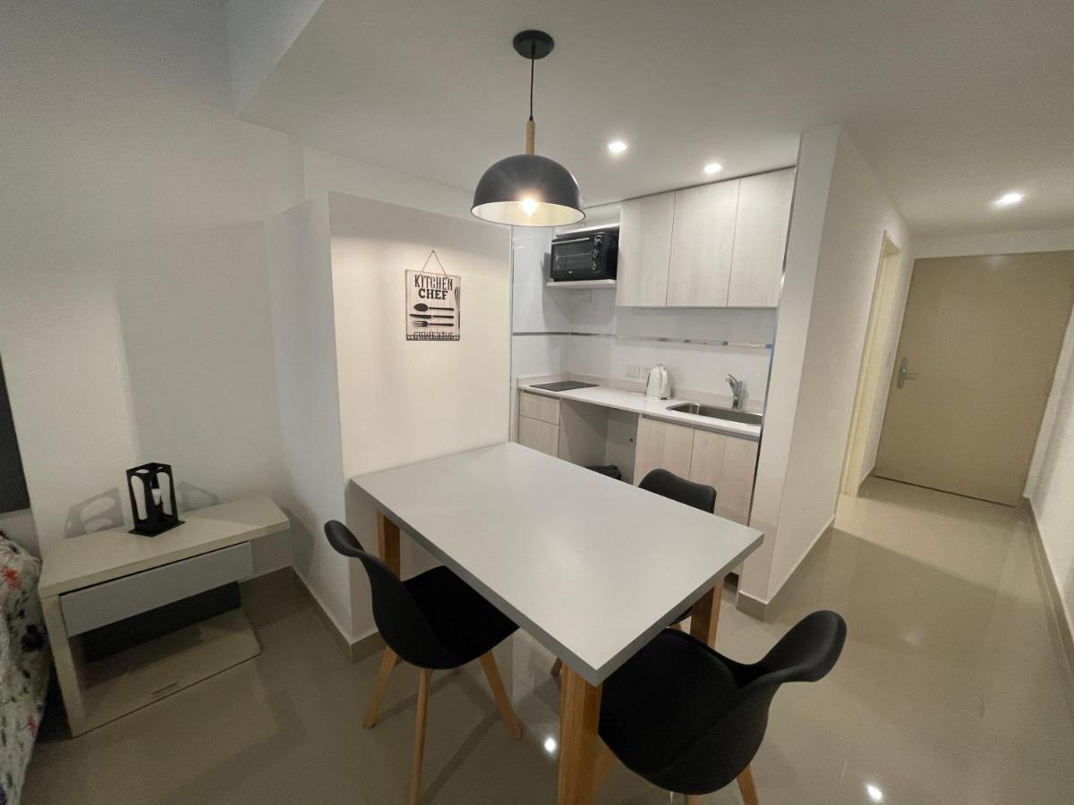 Apartamento Modern In San Telmo - Paseo De La Cisterna -405 Buenos Aires