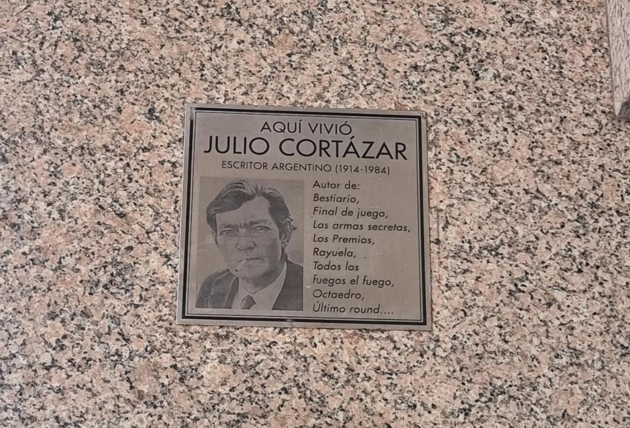 Cortazar Apartment *