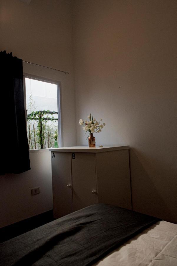 Hostel Ph Palermo *