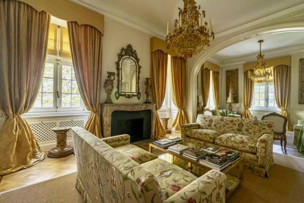 Apartment Belle Epoque Style Entire Floor On The Sofisticated Avenue Of The