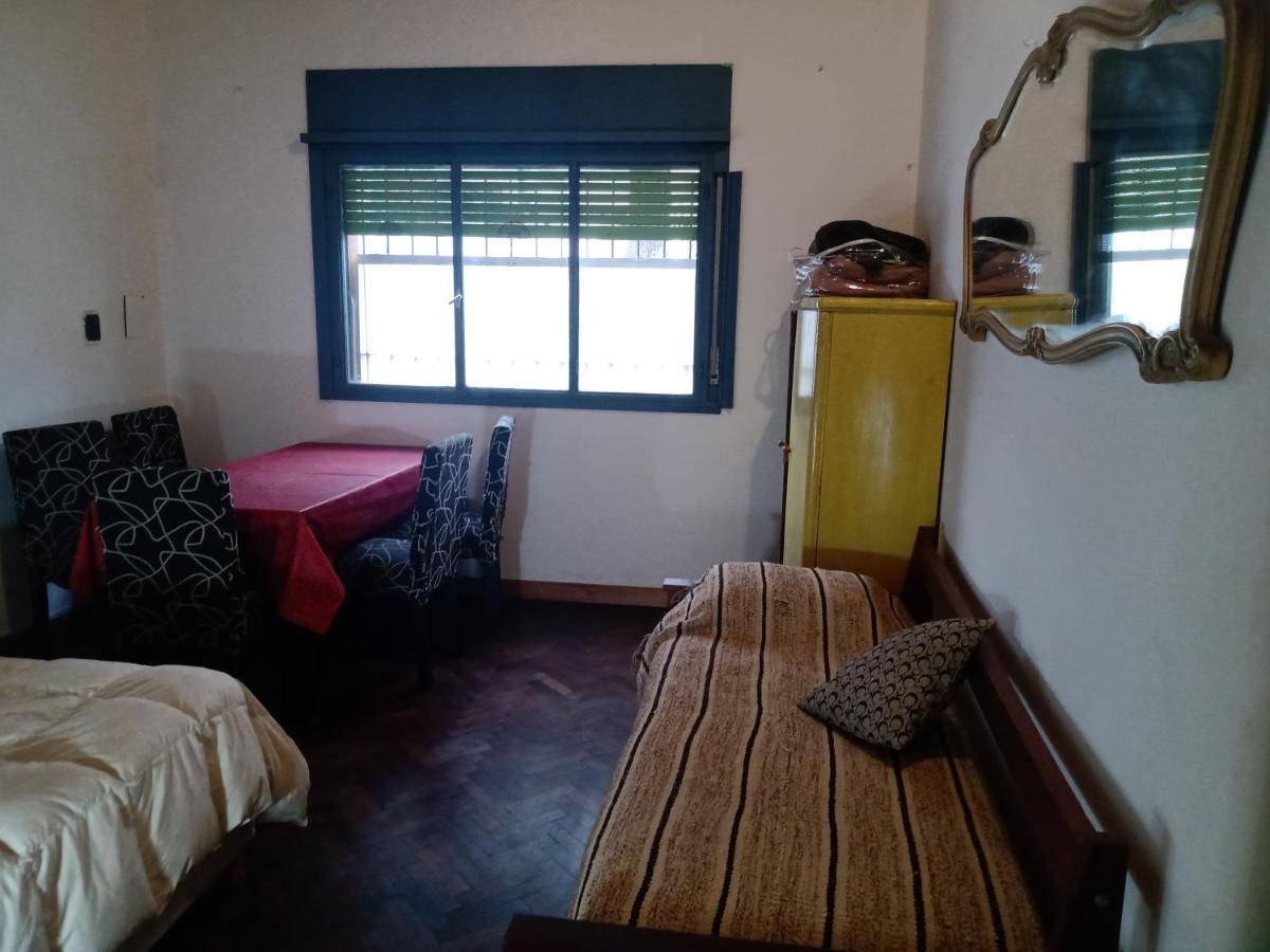 Homestay Refugio Porteno *