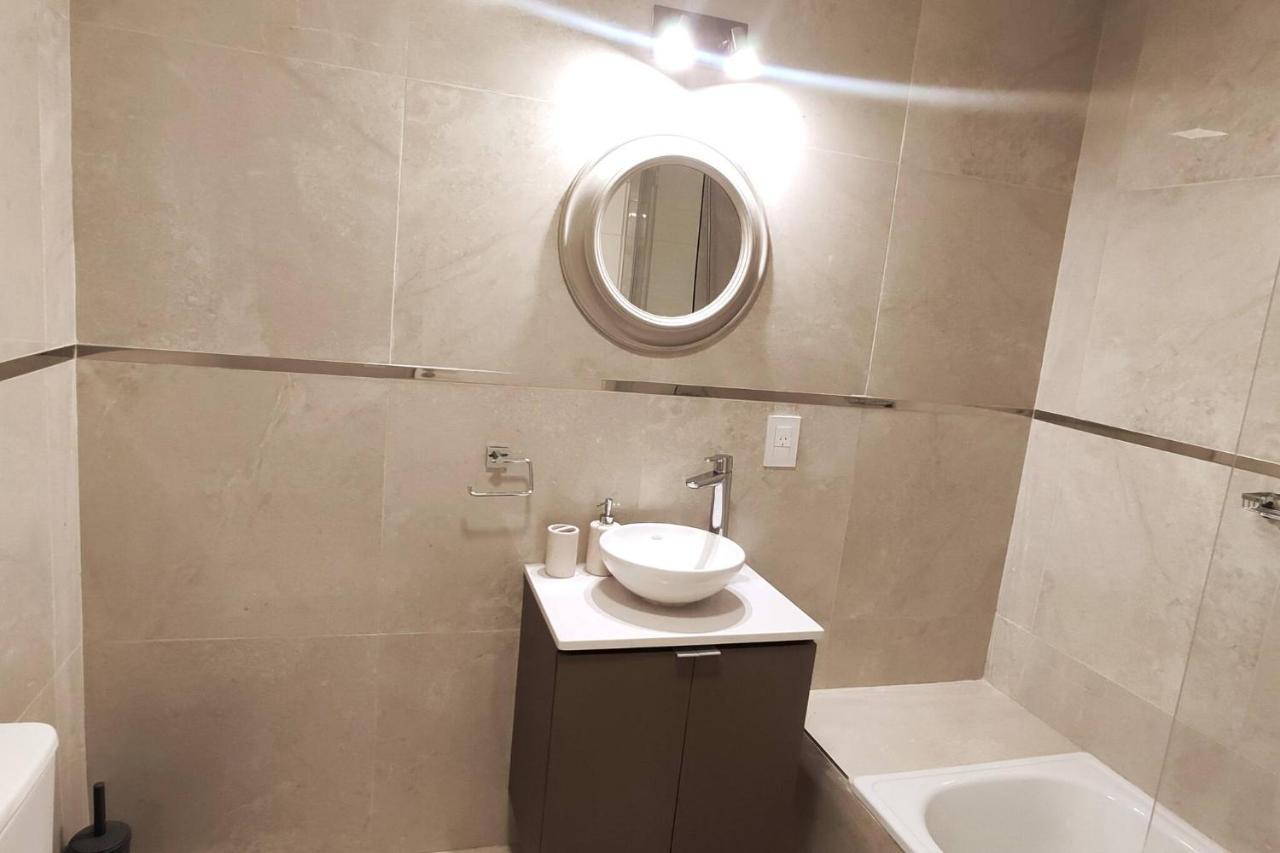 Apartment Modern Studio In San Telmo With Pool