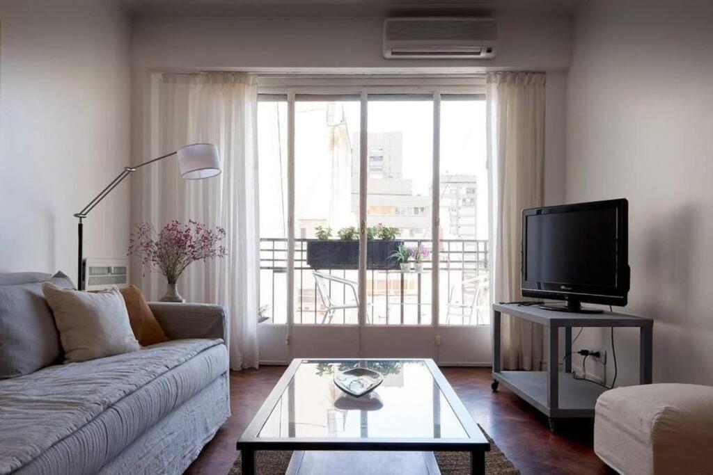 Recoleta At A Spacious & Bright By Carpincho Re * Buenos Aires