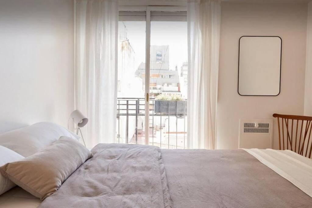 Recoleta At A Spacious & Bright By Carpincho Re * Buenos Aires