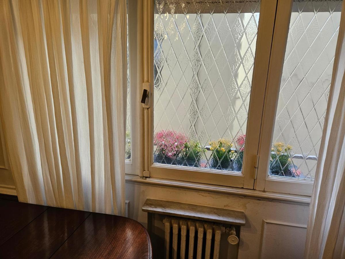 A Friendly In The Heart Of Recoleta -in Shared Apartment- Homestay Buenos Aires