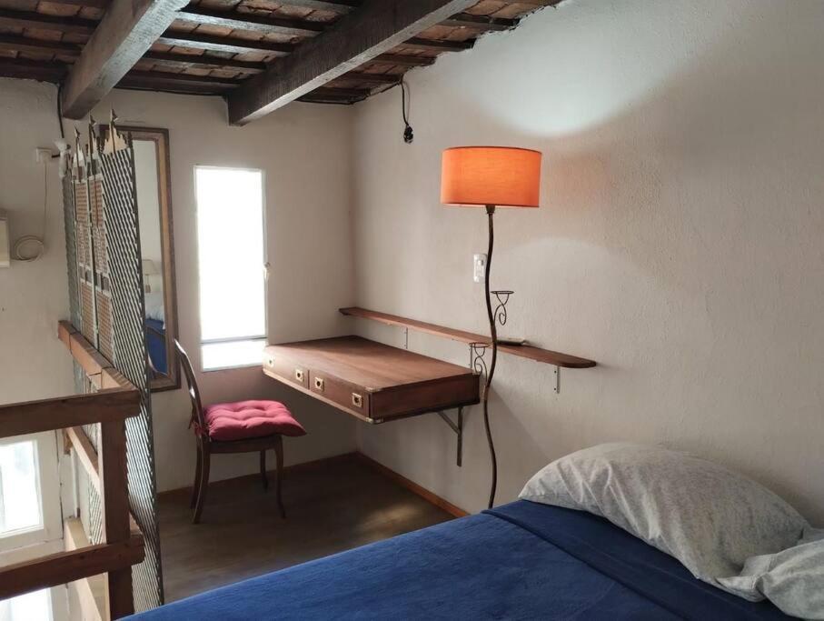 Casa En Crespo/ Palermo, Para 4 Personas. *