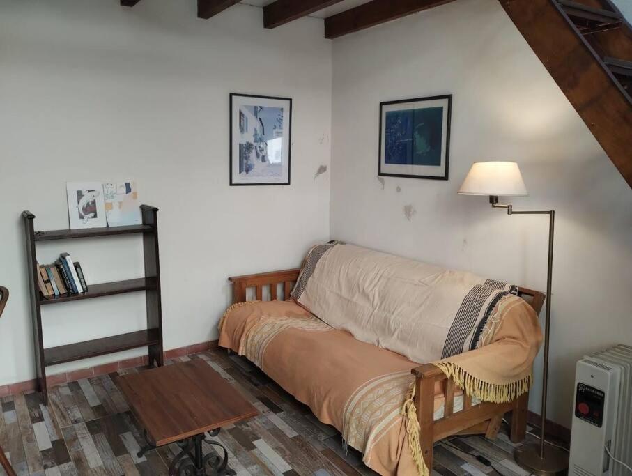Casa En Crespo/ Palermo, Para 4 Personas. Apartment *