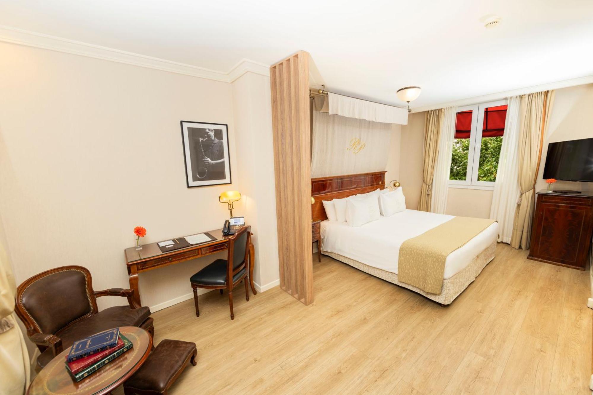 Melia Recoleta Plaza 5*