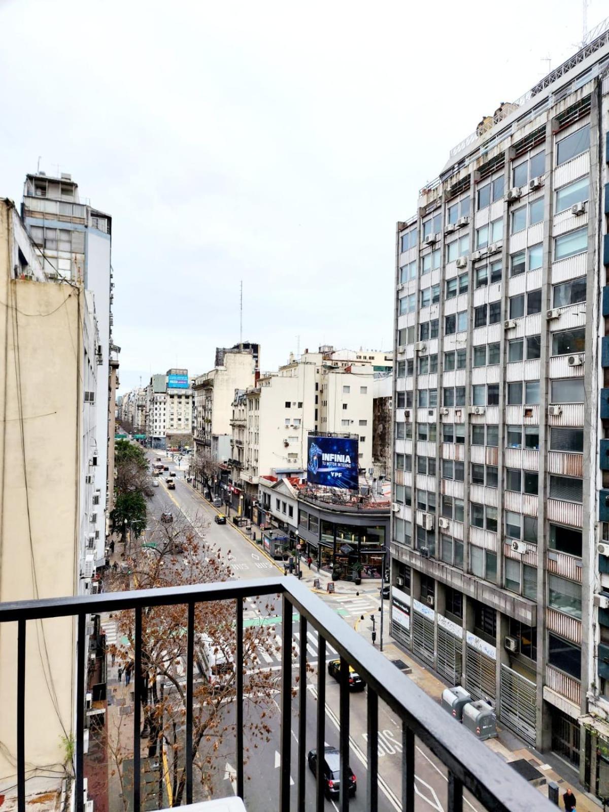 Av Cordoba 2 Ambientes Apartment