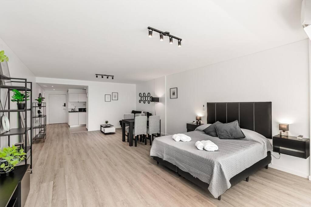 Black Corporate - Elegante Estudio - Recoleta