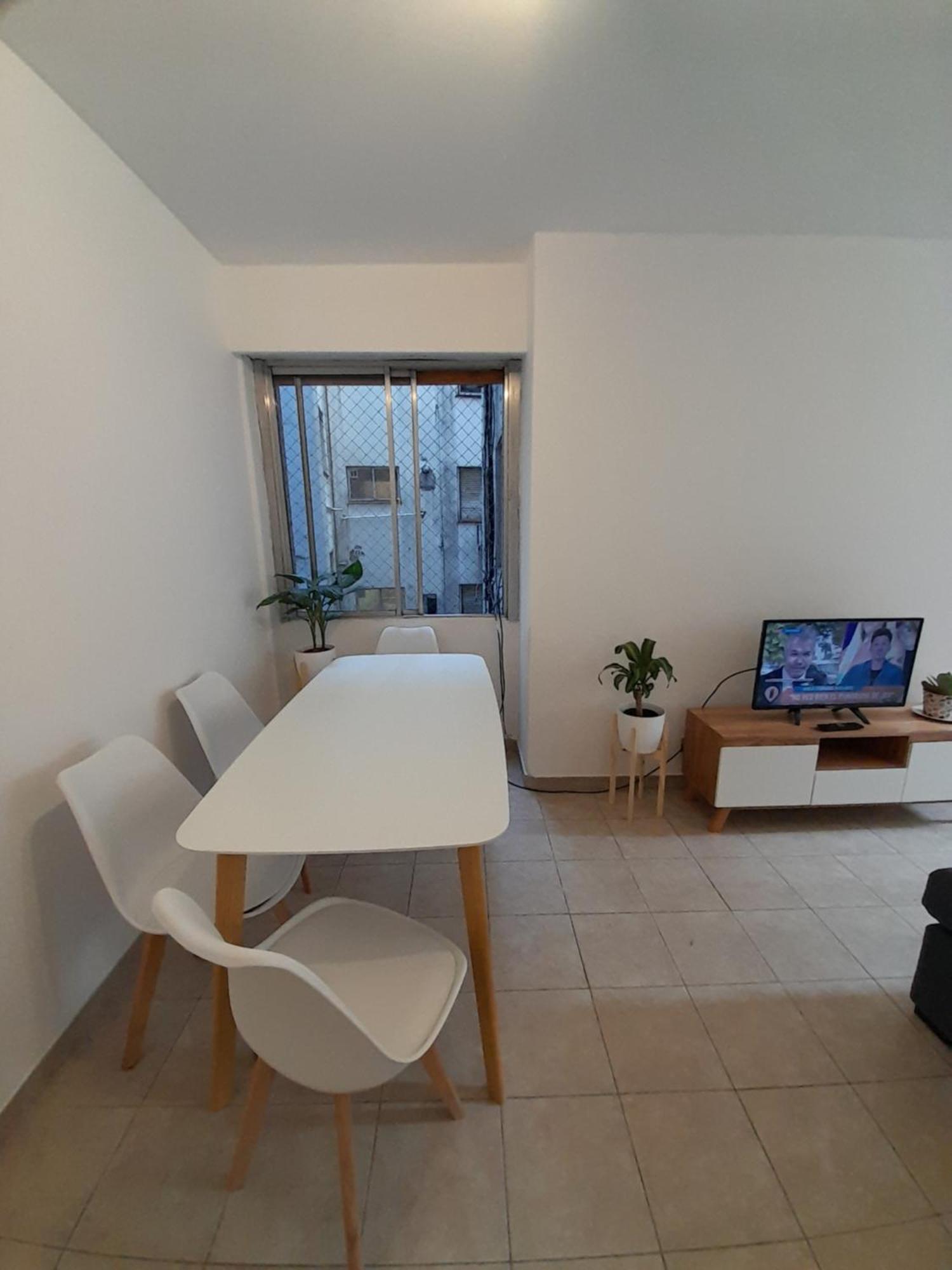 Departamento En Recoleta * Buenos Aires