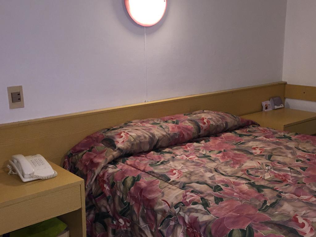 Obelisco Center - & 4*