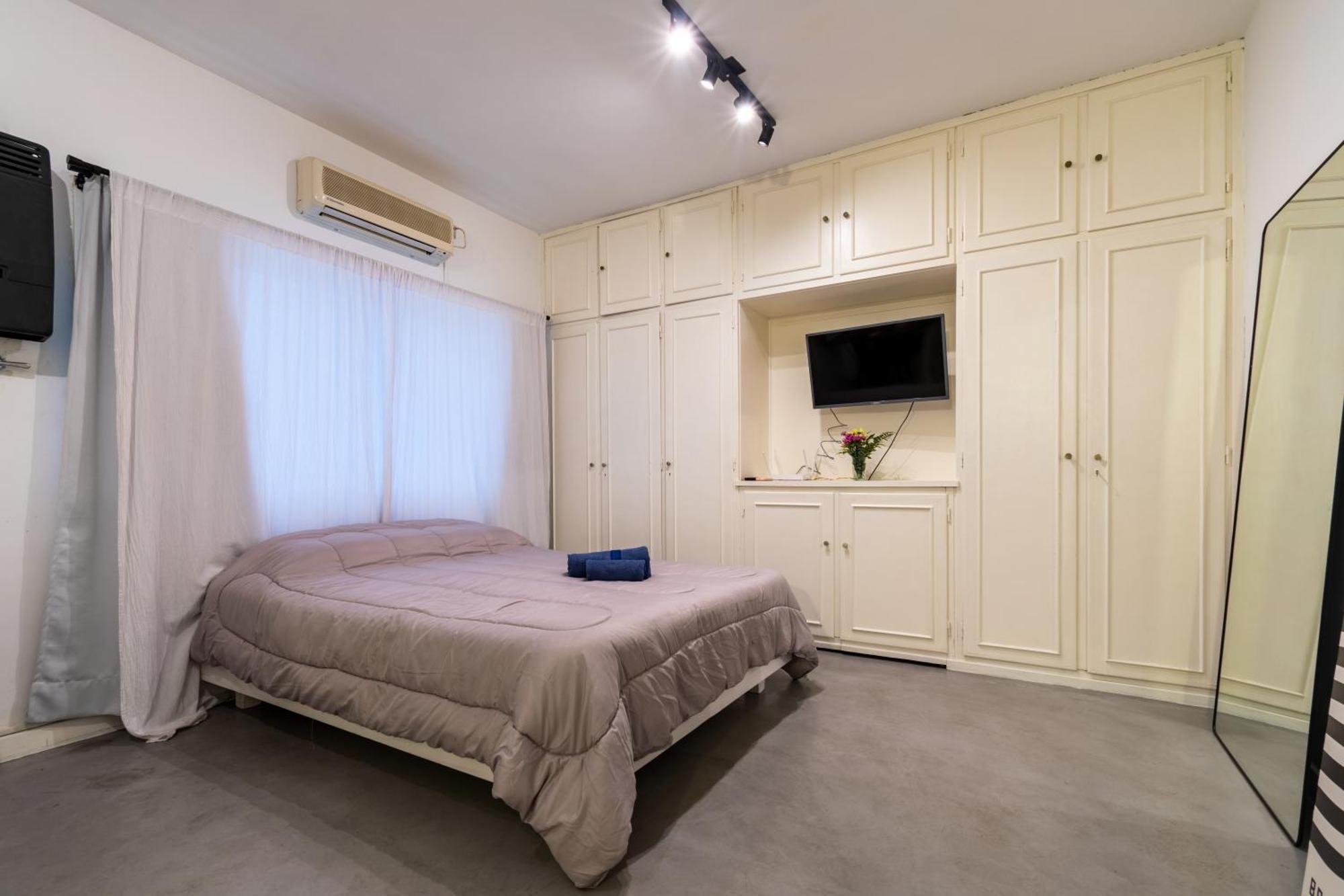 Apartment Zona Embajada - Plaza Italia By Debarrio Aparts *