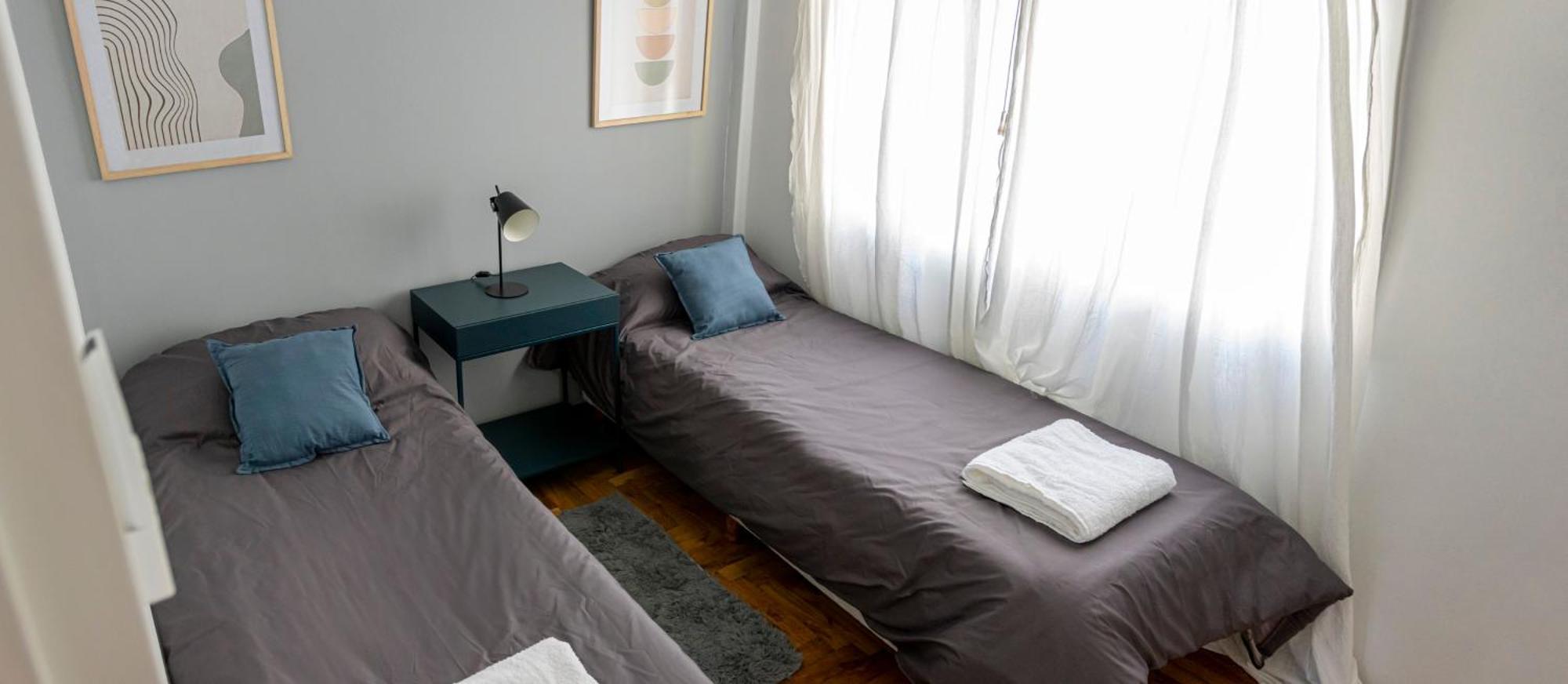 Fliphaus Thames 2100 - 2 Bd In Palermo Soho Apartment Buenos Aires