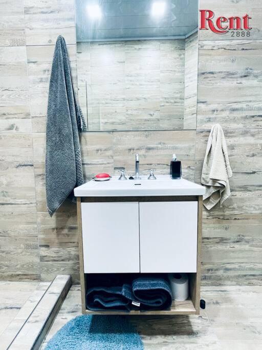 Rent2888 Peron Y Gascon Buenos Aires