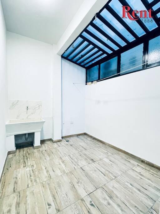 Rent2888 Peron Y Gascon Apartamento