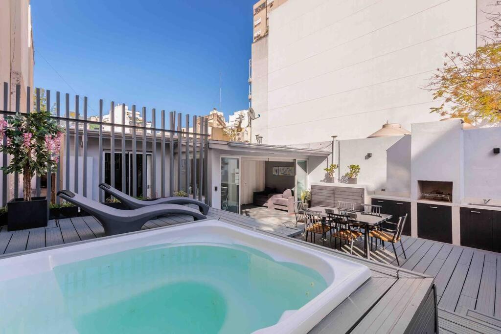 Stylish With Jacuzzi In The Heart Of Palermo Apartment *