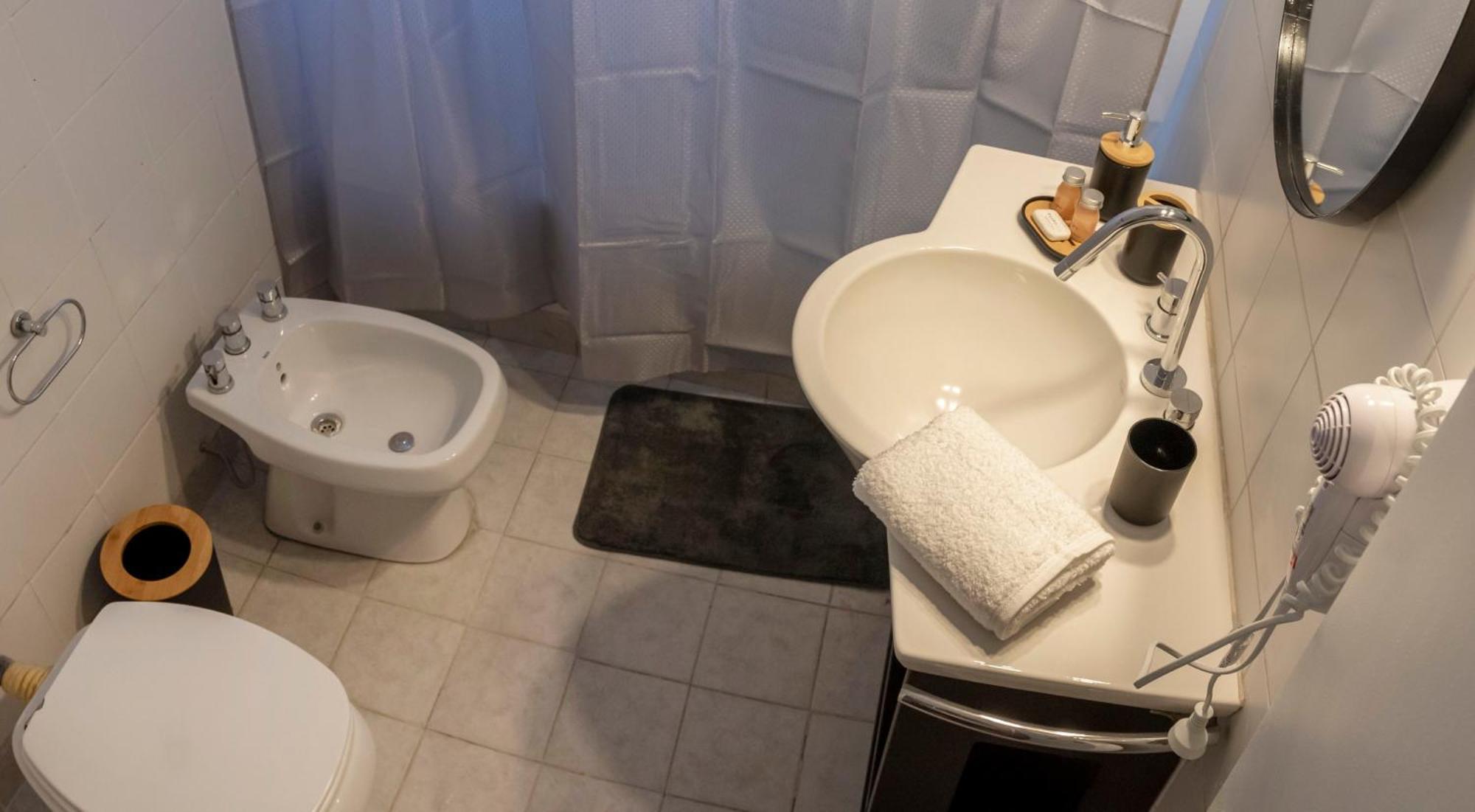 Fliphaus Thames 2100 - 2 Bd In Palermo Soho *