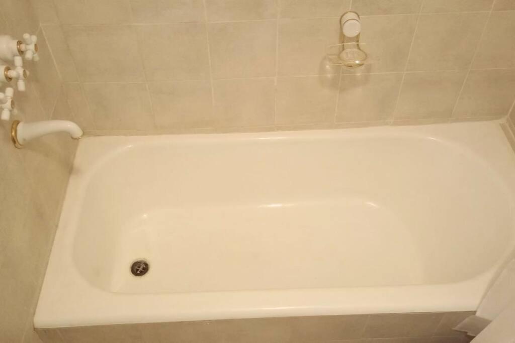 Apartamento Super Depto. A Metros Del Obelisco. Todo A Nuevo. *