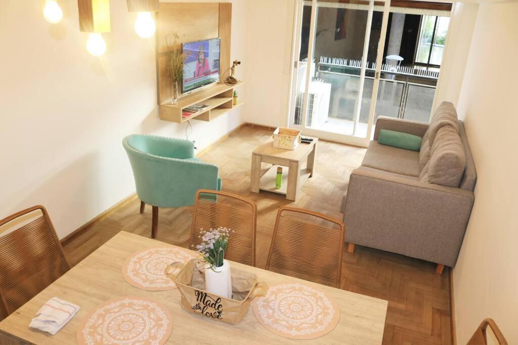 Apartamento Super Depto. A Metros Del Obelisco. Todo A Nuevo.