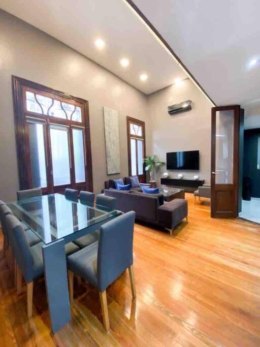 Stylish With Jacuzzi In The Heart Of Palermo Apartment Buenos Aires