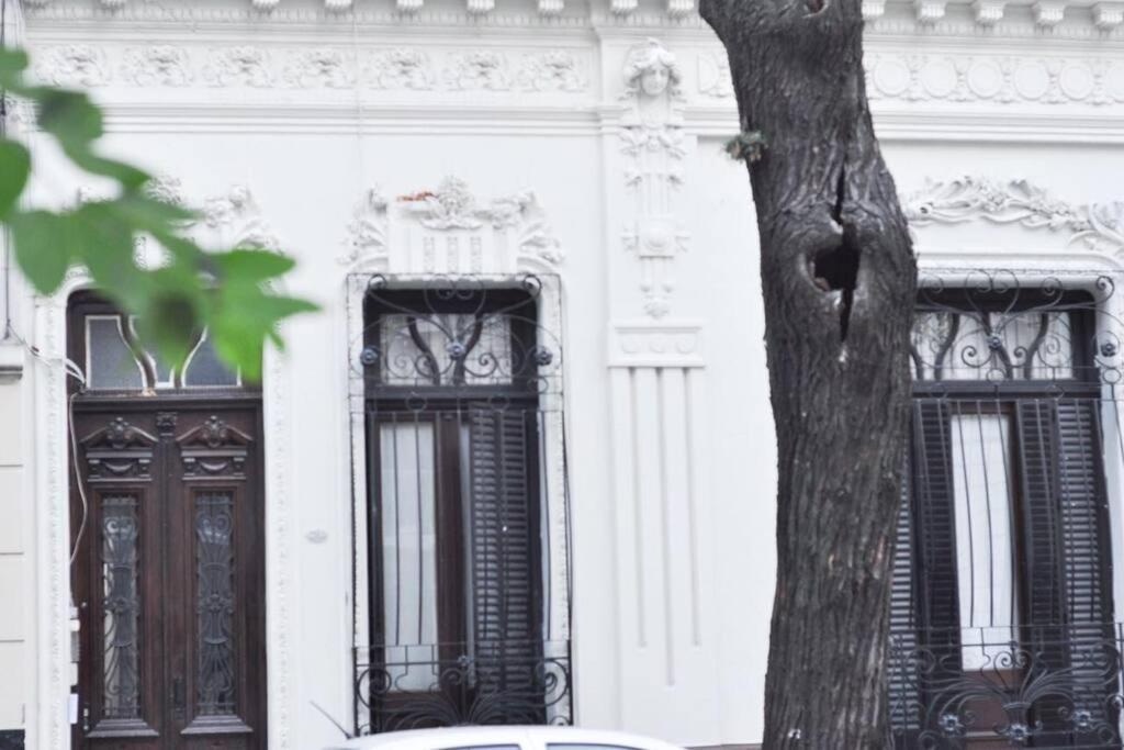 Stylish With Jacuzzi In The Heart Of Palermo Apartment