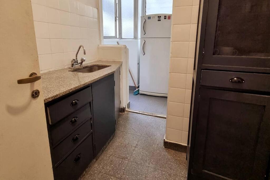 Apto Para 5 En Palermo/ Recoleta Apartamento