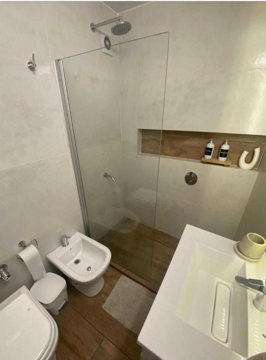 Modern 2 Bedroom At Recoleta *