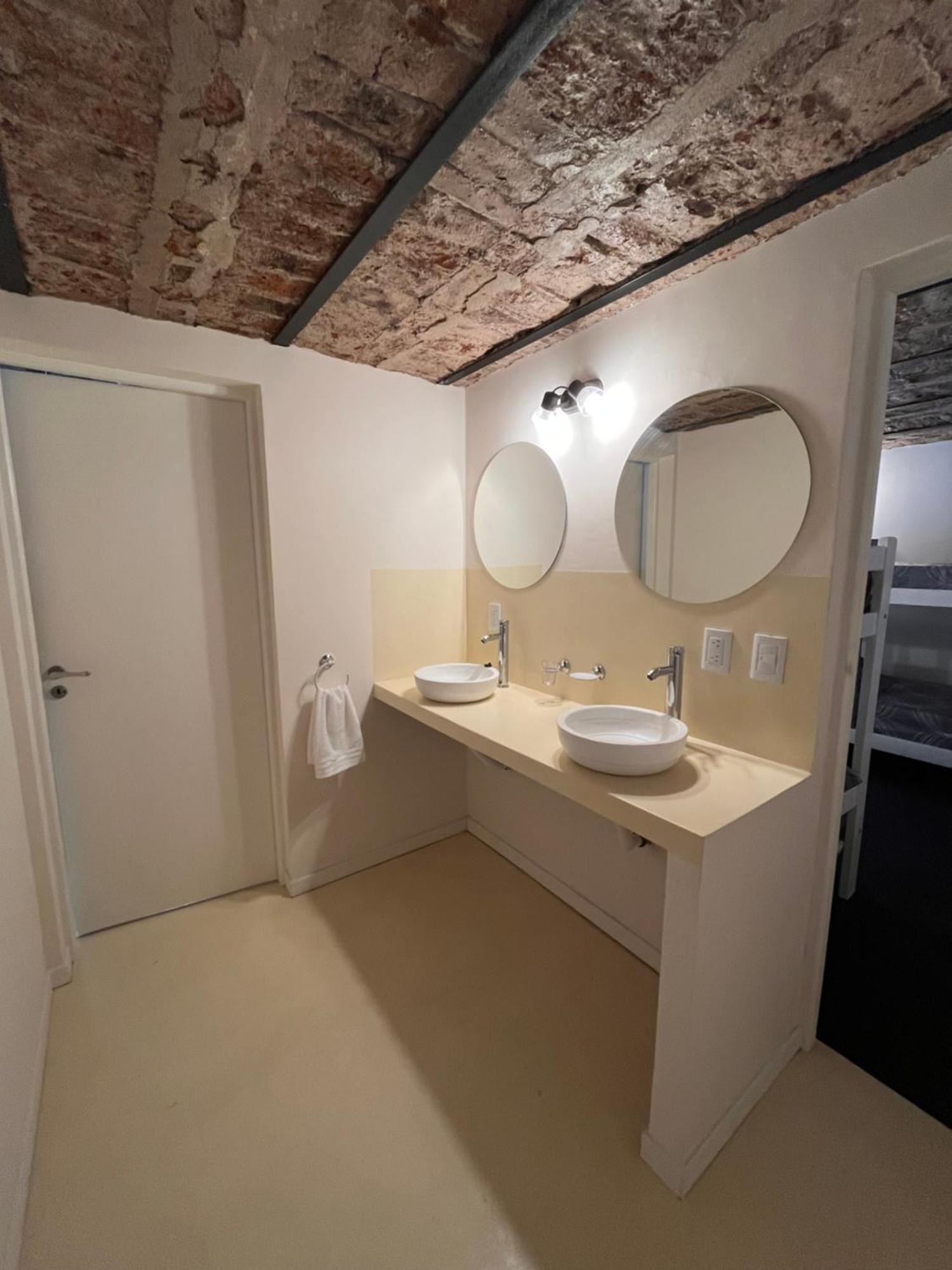 Casa Con Increible Terraza, Parrilla Y Pileta 21 Jovenes En Palermo Holiday home