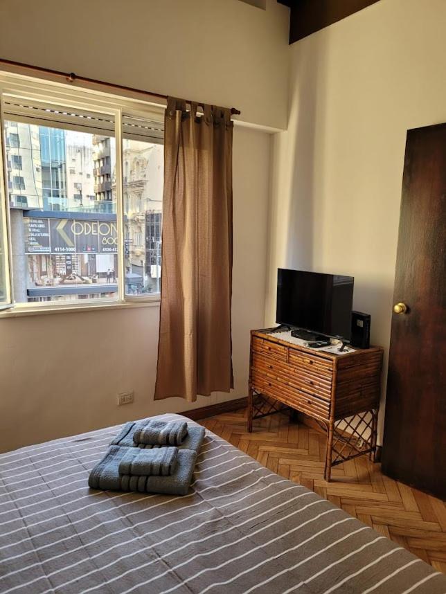 Departamento Avenida Corrientes Cerca De Todo Apartment *