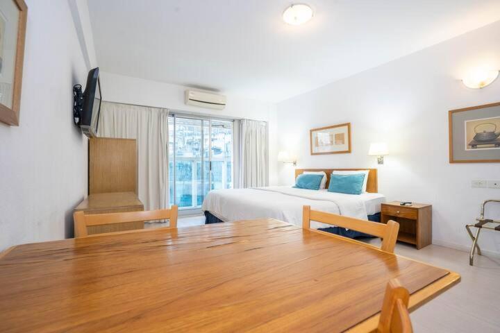 Nomad Esmeralda Apartment *