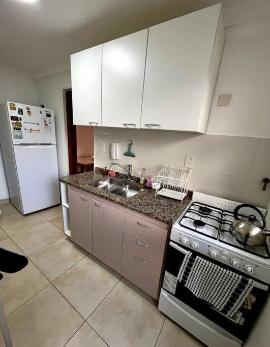 Apartment 1 Bedroom *balvanera* Finochietto / Fac Up - Med - Econ Buenos Aires