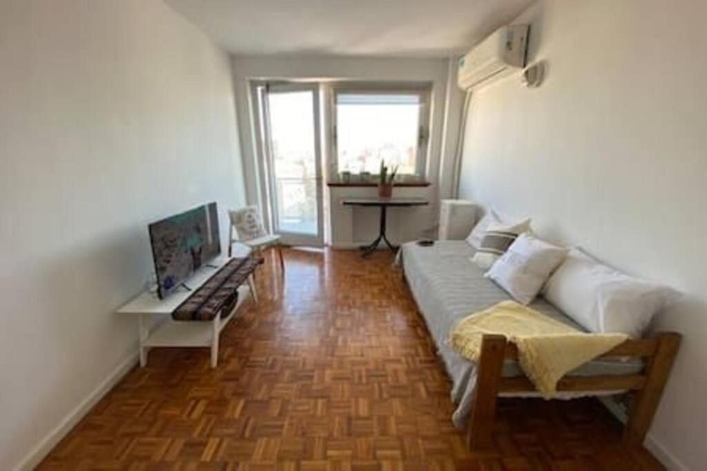 1 Bedroom *balvanera* Excelente Vista / Luminoso Apartment