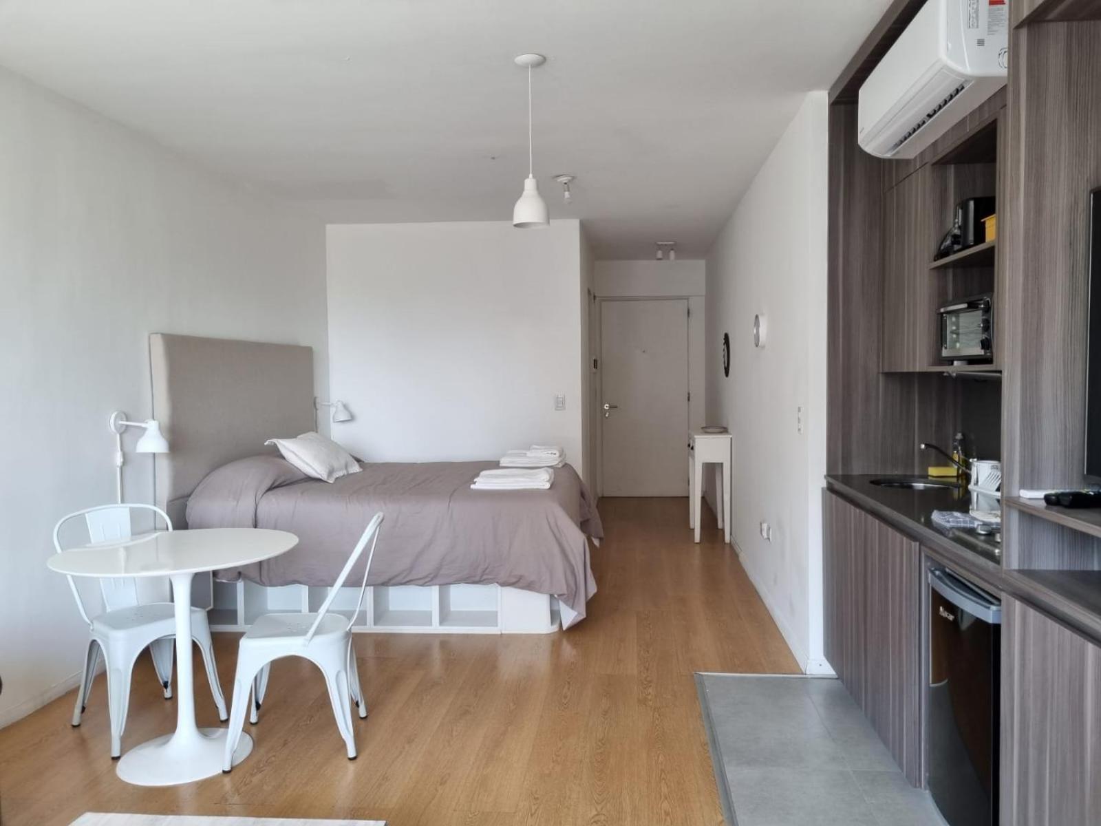 Luminoso Y Acogedor Estudio En Corazon De Recoleta Apartment