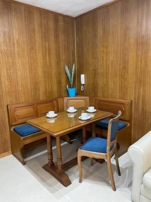 Apartamento Amplio Y Luminoso En Recoleta