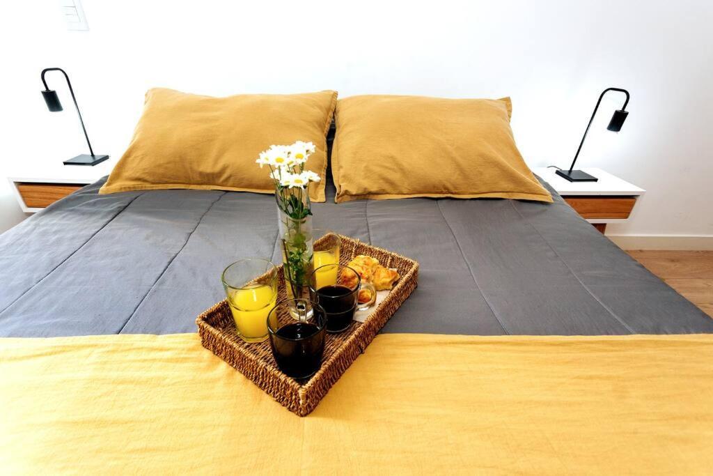Modern Aparment In Almagro Apartment