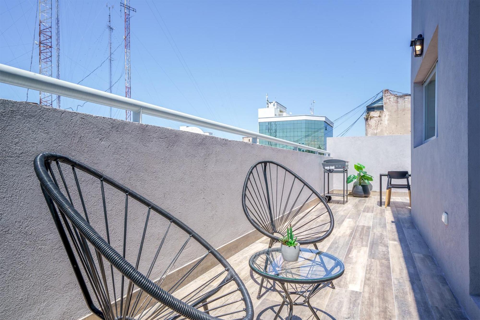Fliphaus Virrey 300 - Lux Aparts 'h' Congreso Apartment *