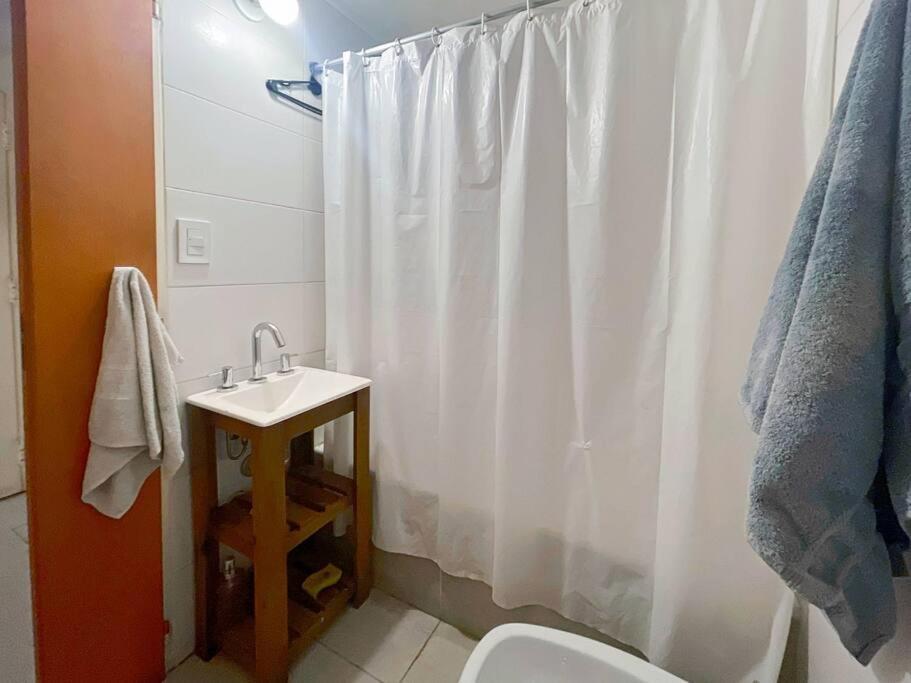 Estudio En Caballito: Comodidad Y Estilo- Lamas Buenos Aires
