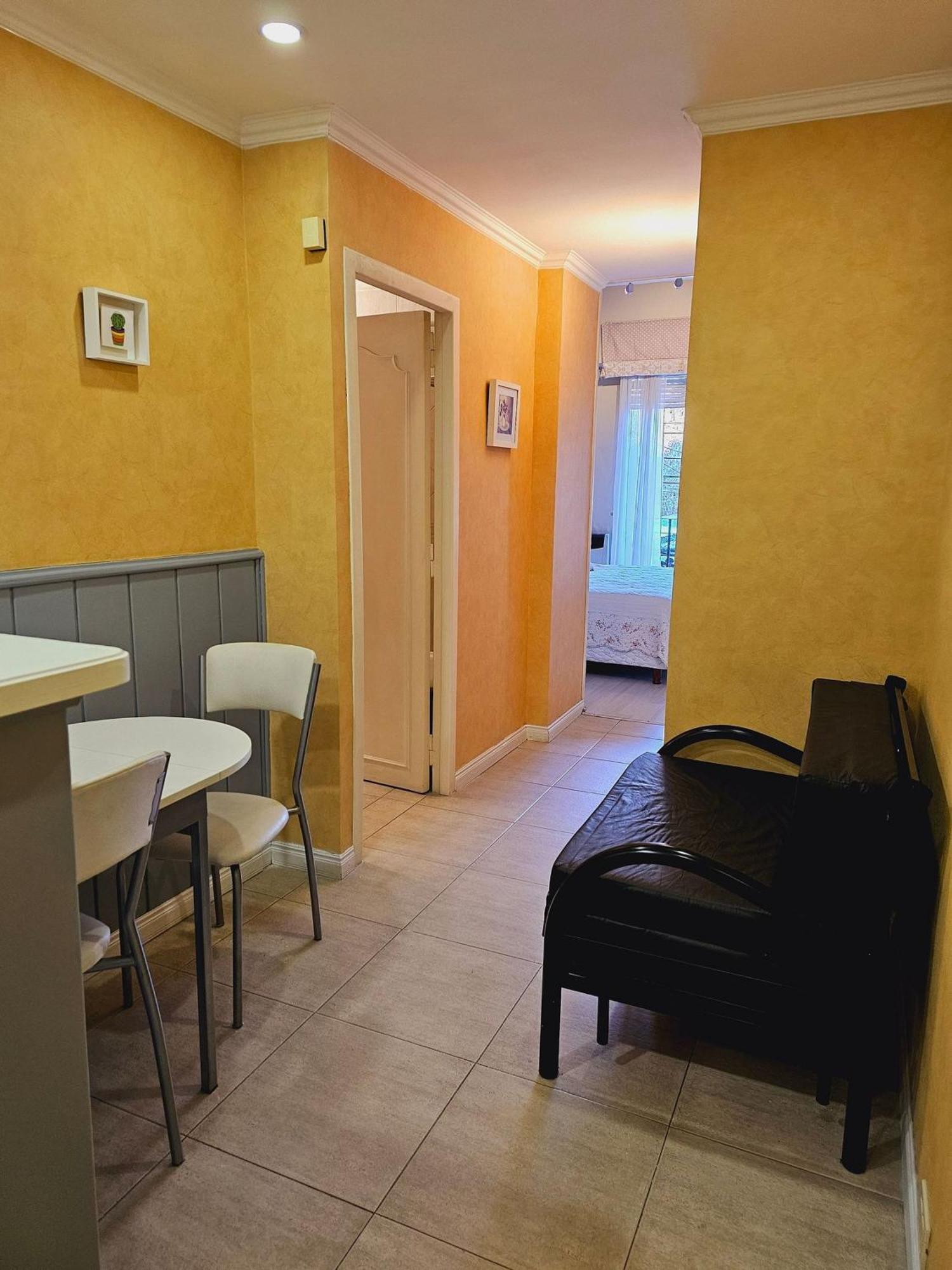 Encantador Departamento En Recoleta: Tu Oasis Turistico En El Corazon De La Ciudad Buenos Aires