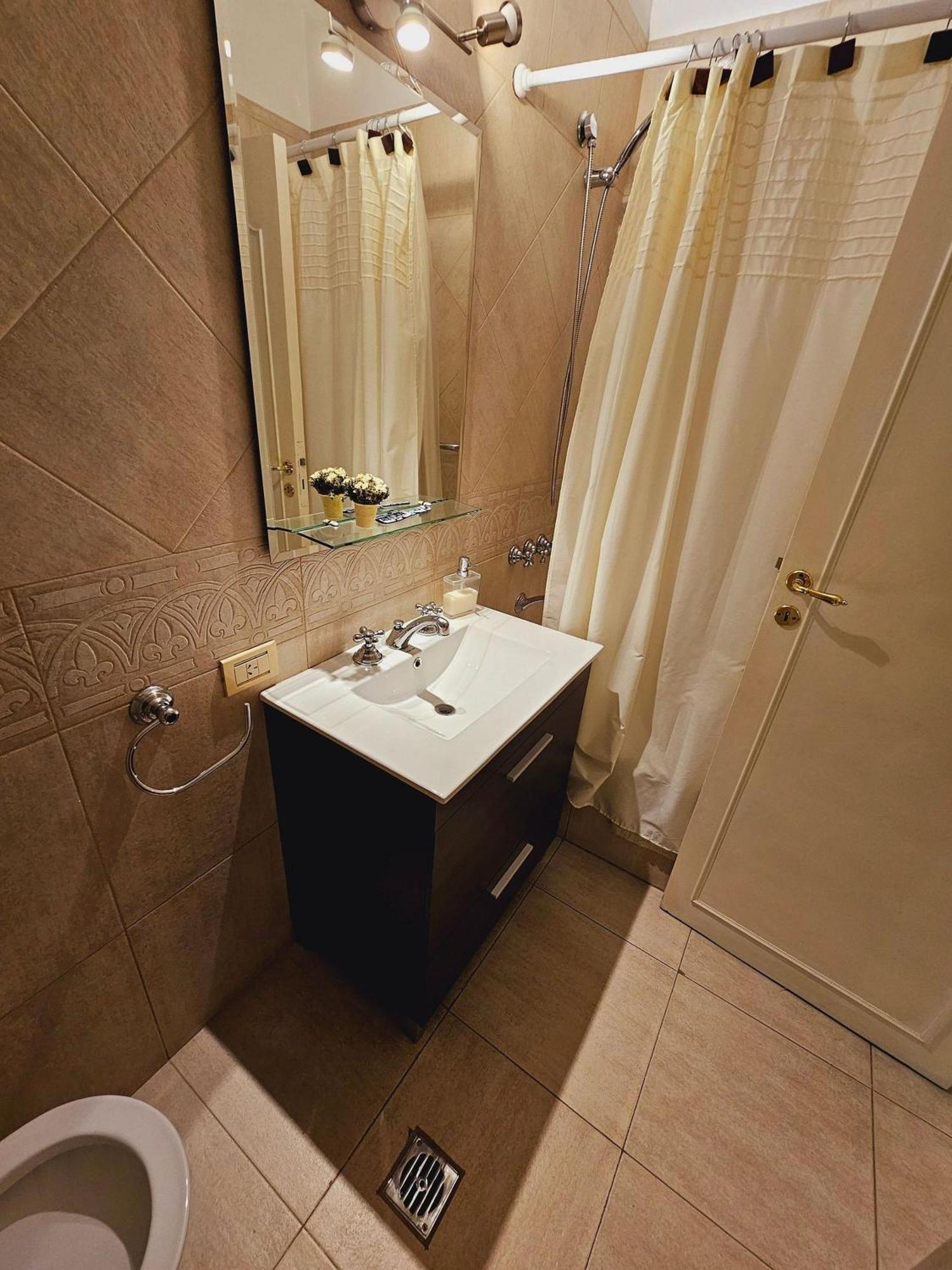 Encantador Departamento En Recoleta: Tu Oasis Turistico En El Corazon De La Ciudad