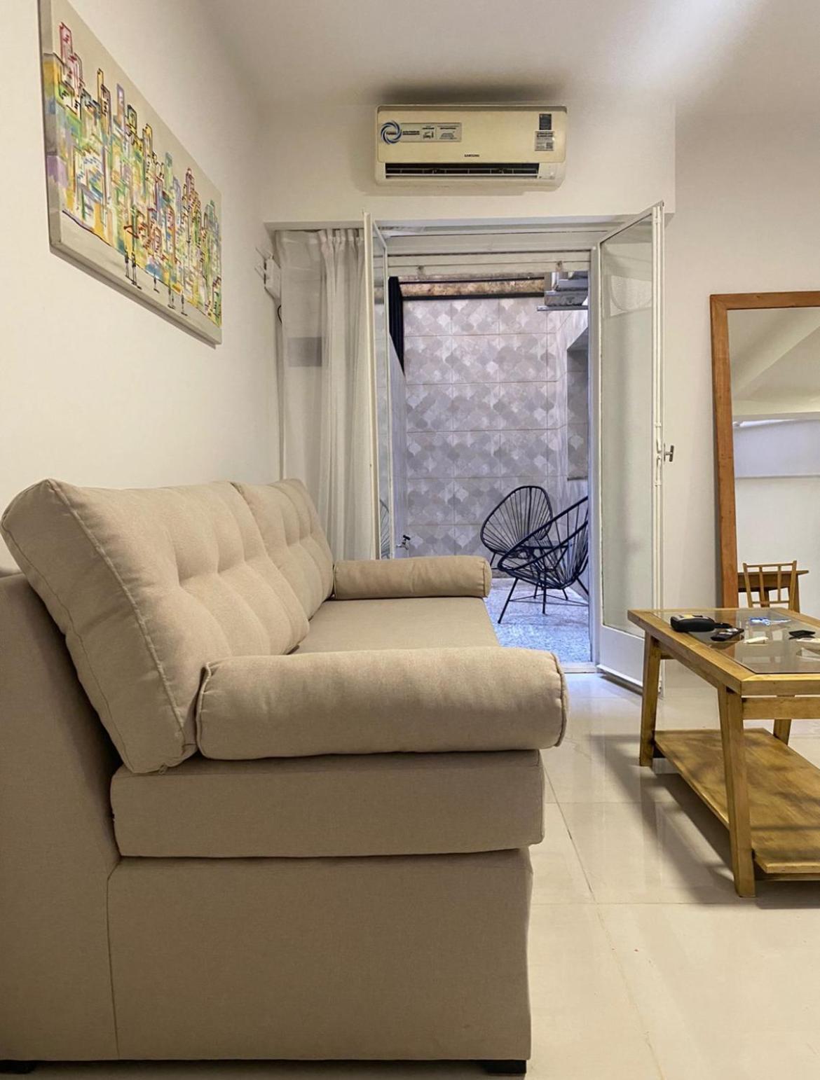 Reconquista900 Apartment *